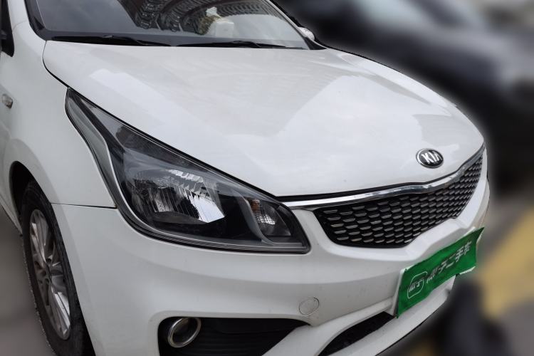 Used Kia K2 2017 Sedan 1.4L Automatic GLS Front Right 45 Deg