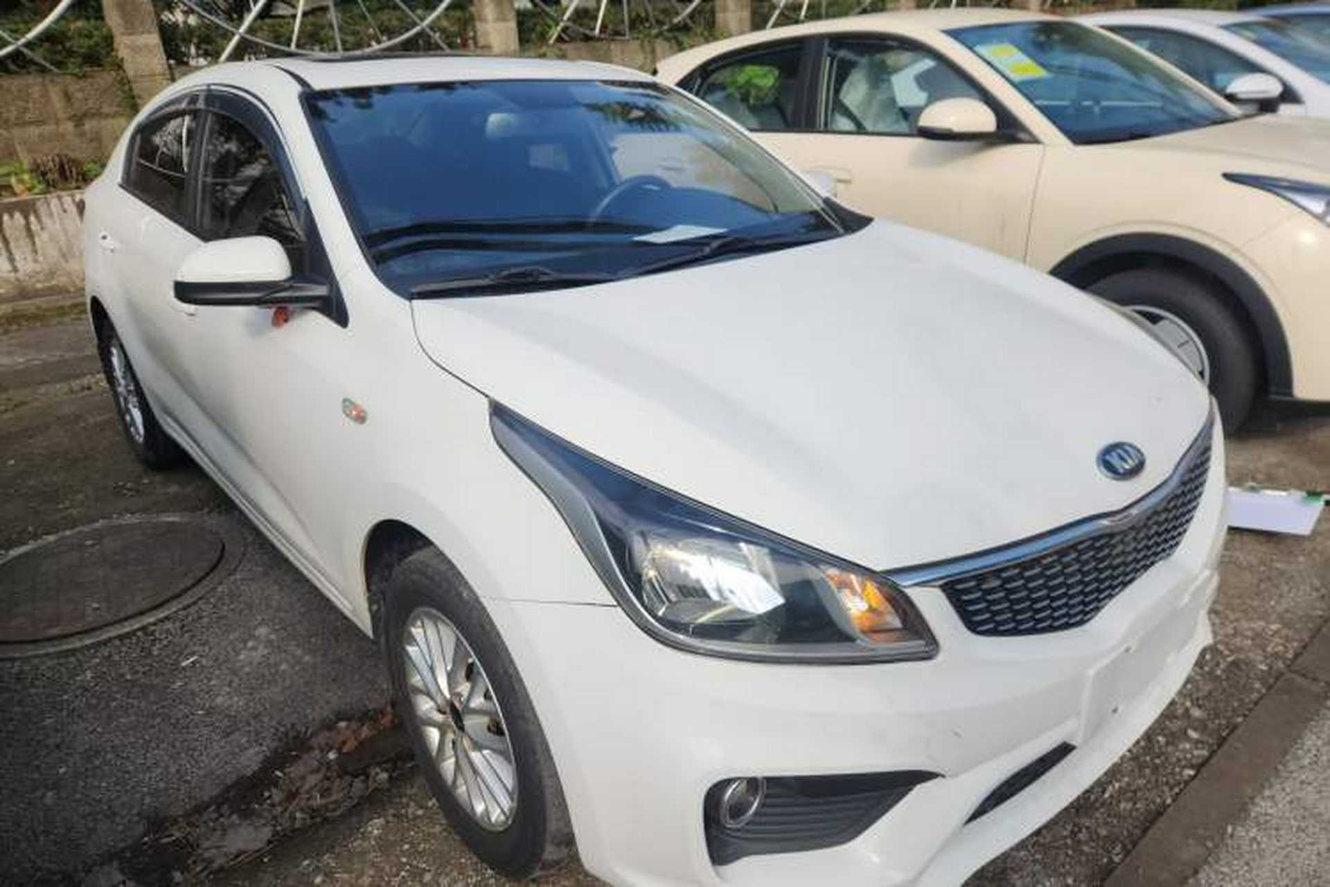 Used Kia K2 2017 Sedan 1.4L Automatic GLS Front Right 45 Deg