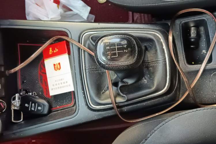 Used Kia K2 2017 Sedan 1.4L Manual Transmission GLS Gear Lever