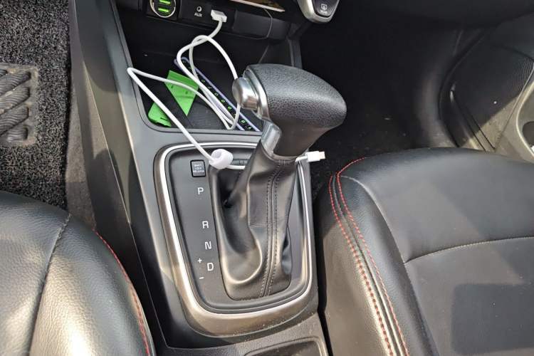 Used Kia K2 2017 Sedan 1.4L Automatic GLS Gear Lever