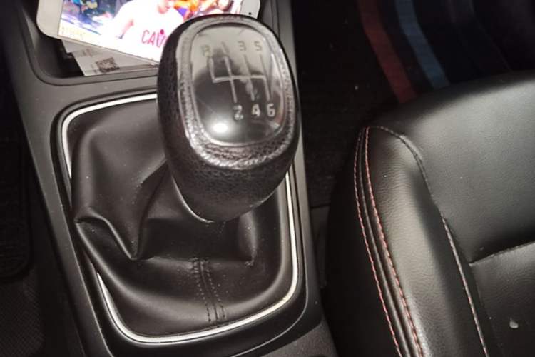 Used Kia K2 2017 Sedan 1.4L Manual Transmission GLS Gear Lever