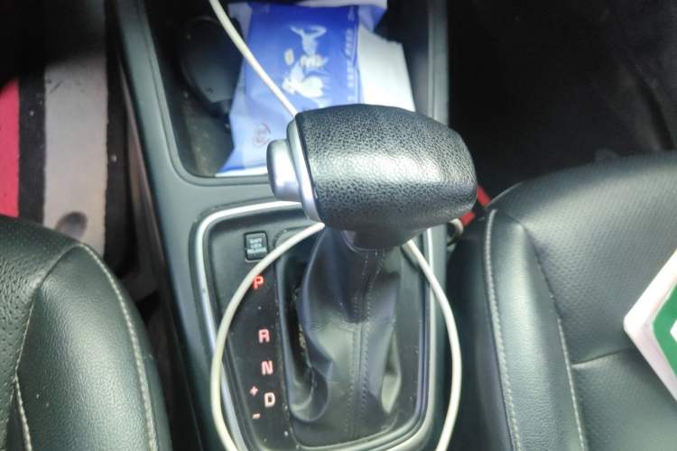 Used Kia K2 2017 Sedan 1.4L Automatic Transmission 15th Anniversary Special Edition GLS Gear Lever