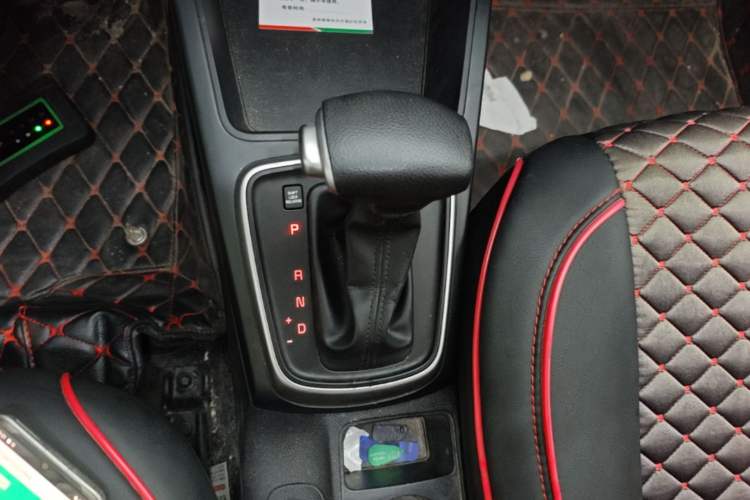 Used Kia K2 2017 Sedan 1.4L Automatic GLS Gear Lever