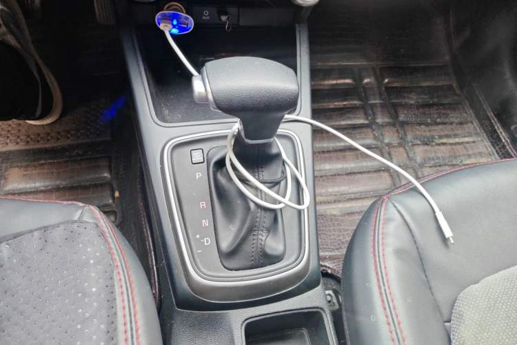 Used Kia K2 2017 Sedan 1.4L Automatic GLS Gear Lever