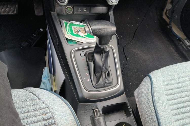 Used Kia K2 2017 Sedan 1.4L Automatic Transmission 15th Anniversary Special Edition GLS Gear Lever