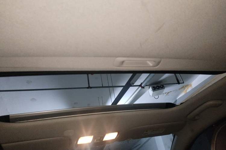 Used Kia K2 2017 Sedan 1.4L Automatic Transmission 15th Anniversary Special Edition GLS Headliner