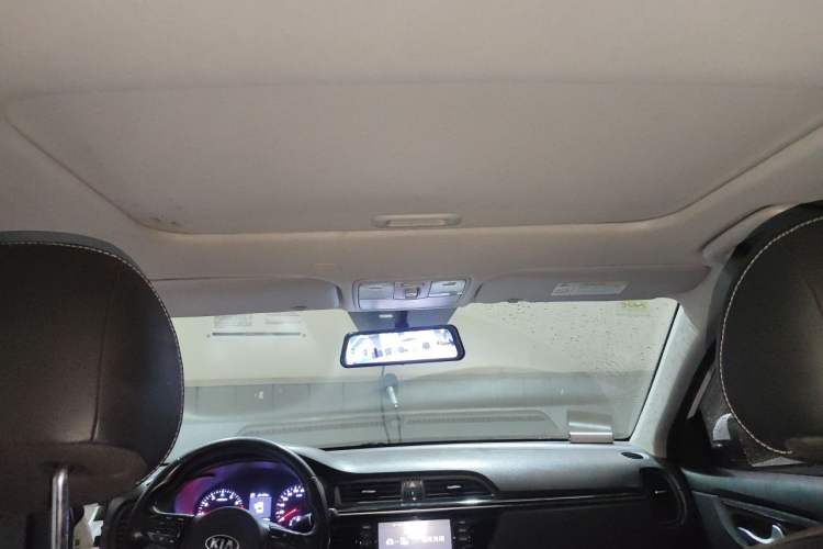 Used Kia K2 2017 Sedan 1.6L AT Premium Headliner
