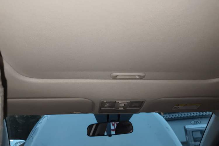 Used Kia K2 2017 Sedan 1.4L Manual Transmission GLS Headliner