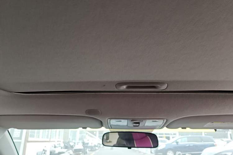 Used Kia K2 2017 Sedan 1.4L Automatic Transmission 15th Anniversary Special Edition GLS Headliner