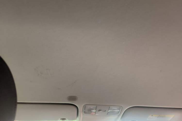 Used Kia K2 2017 Sedan 1.4L Automatic GLS Headliner