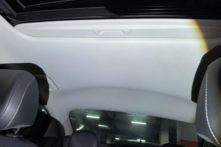 Used Kia K2 2017 Sedan 1.4L Automatic Transmission 15th Anniversary Special Edition GLS Headliner