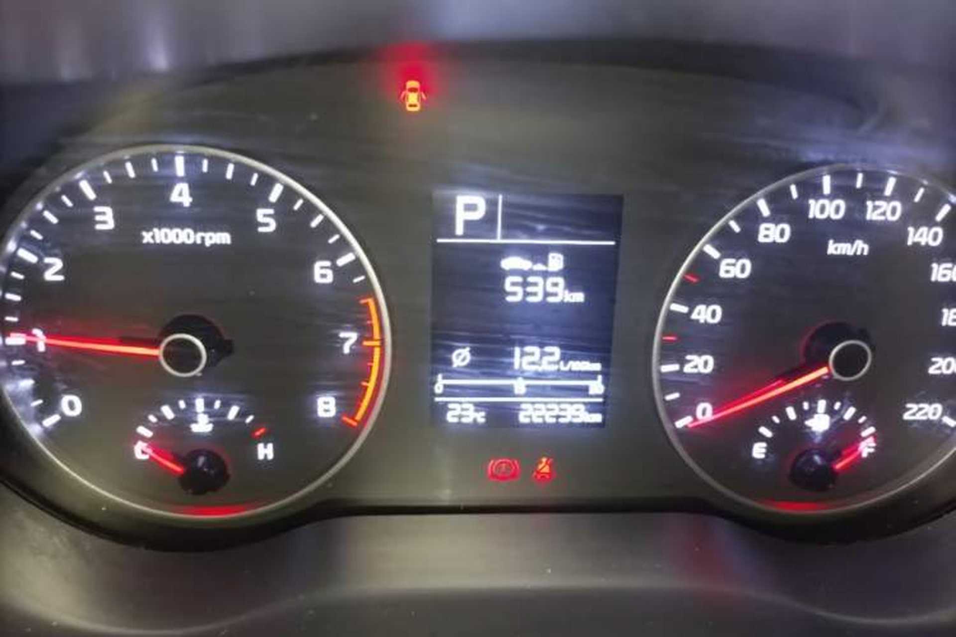 Used Kia K2 2017 Sedan 1.4L Automatic Transmission 15th Anniversary Special Edition GLS Instrument Cluster