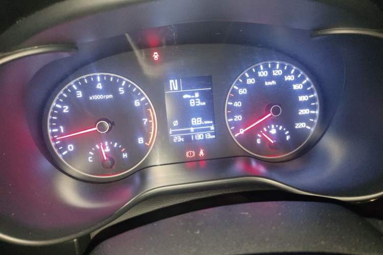 Used Kia K2 2017 Sedan 1.4L Automatic Transmission 15th Anniversary Special Edition GLS Instrument Cluster