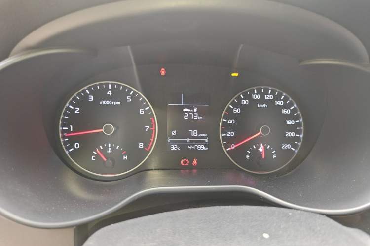 Used Kia K2 2017 Sedan 1.4L Manual Transmission 15th Anniversary Special Edition GLS Instrument Cluster