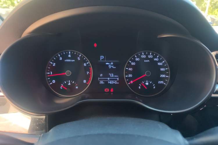 Used Kia K2 2017 Sedan 1.4L Automatic Transmission 15th Anniversary Special Edition GLS Instrument Cluster