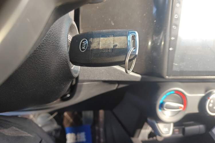 Used Kia K2 2017 Sedan 1.4L Automatic GLS Interior 1