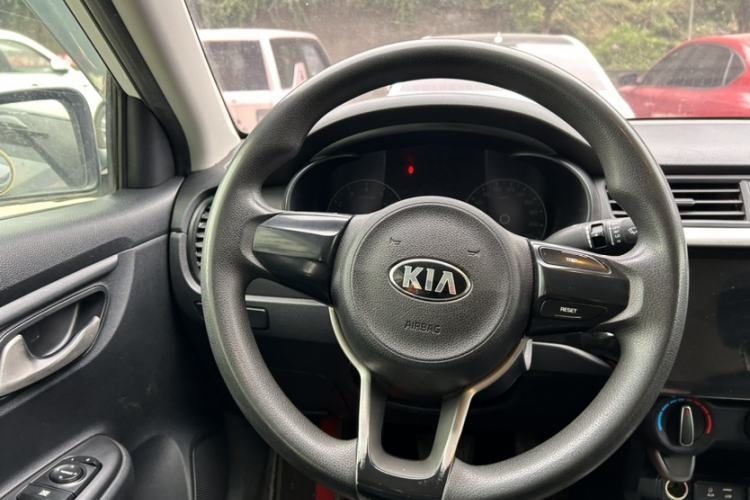 Used Kia K2 2017 Sedan 1.4L Automatic GLS Interior 1