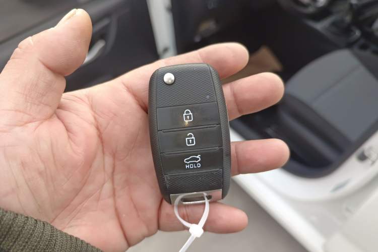 Used Kia K2 2017 Sedan 1.4L Manual Transmission GLS Interior 1