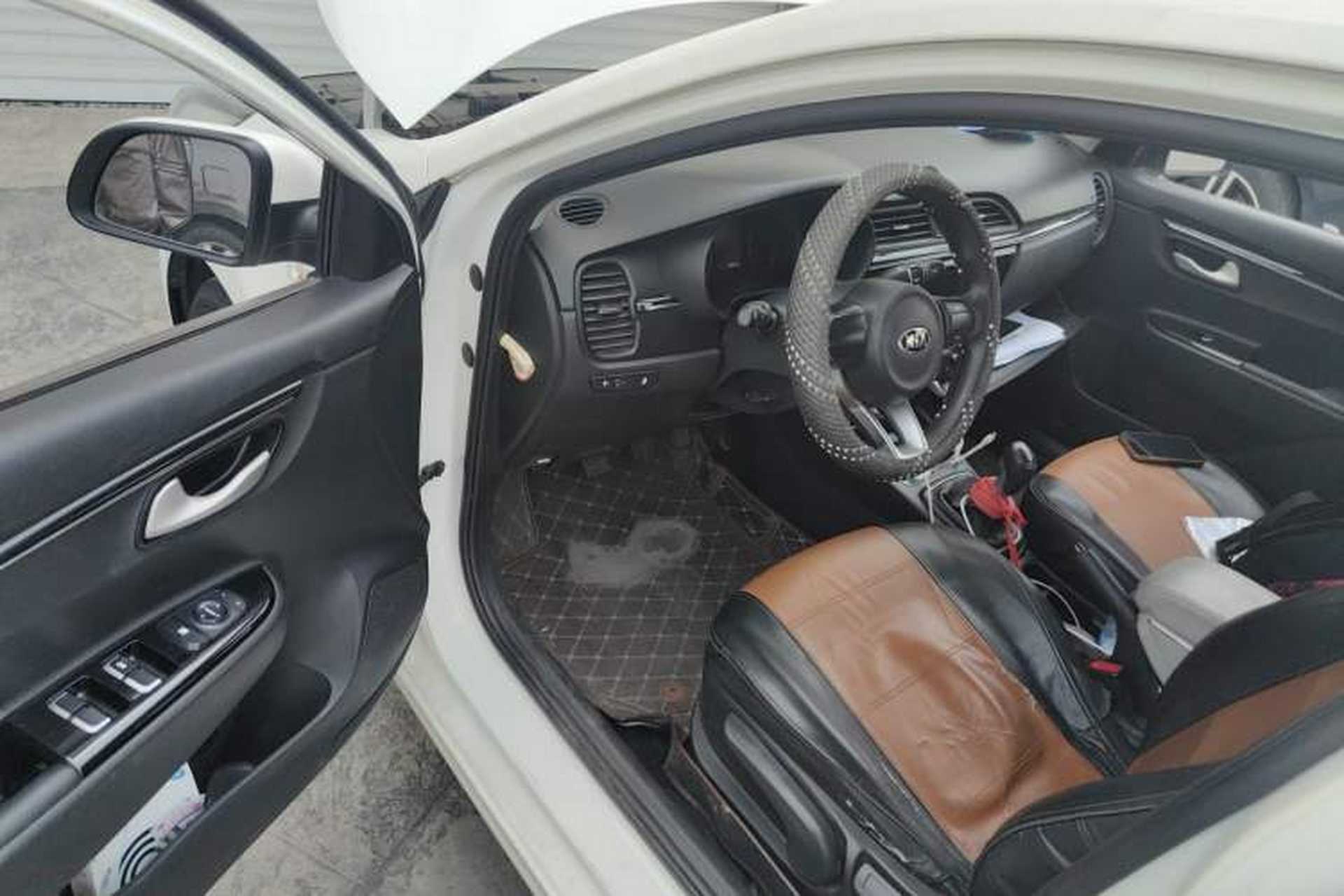 Used Kia K2 2017 Sedan 1.4L Manual Transmission 15th Anniversary Special Edition GLS Interior 3