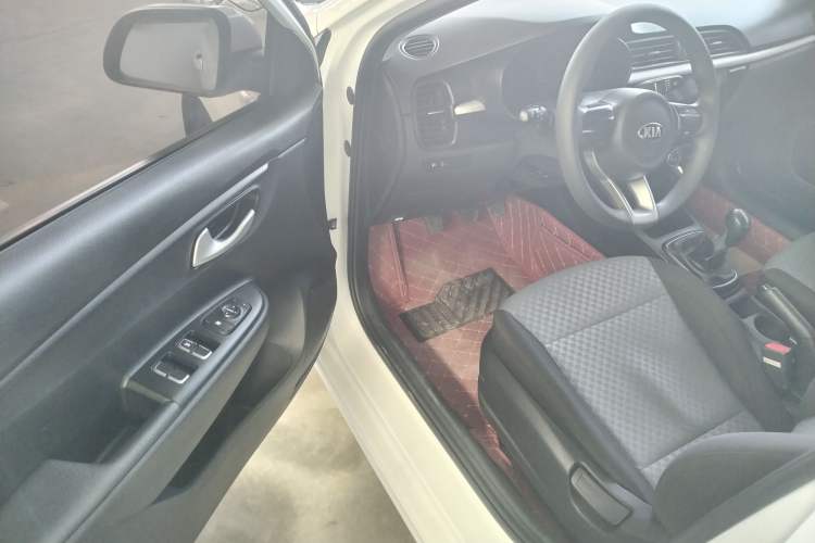 Used Kia K2 2017 Sedan 1.4L Manual Transmission GLS Interior 3