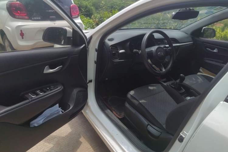 Used Kia K2 2017 Sedan 1.4L Manual Transmission GLS Interior 3