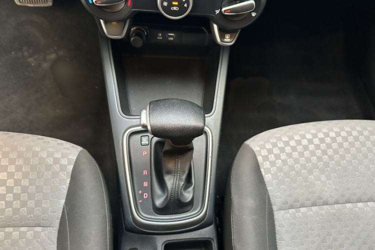Used Kia K2 2017 Sedan 1.4L Automatic GLS Interior 4