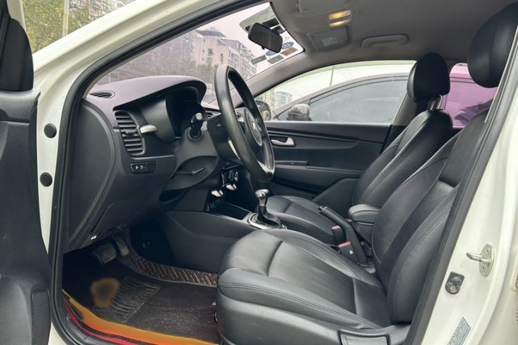 Used Kia K2 2017 Sedan 1.4L Automatic GLS Interior 4