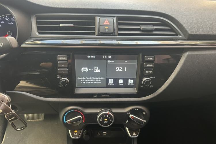 Used Kia K2 2017 Sedan 1.6L AT Premium Interior 7