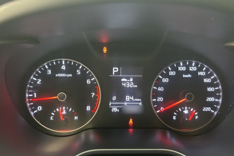 Used Kia K2 2017 Sedan 1.4L Automatic GLS Interior 8