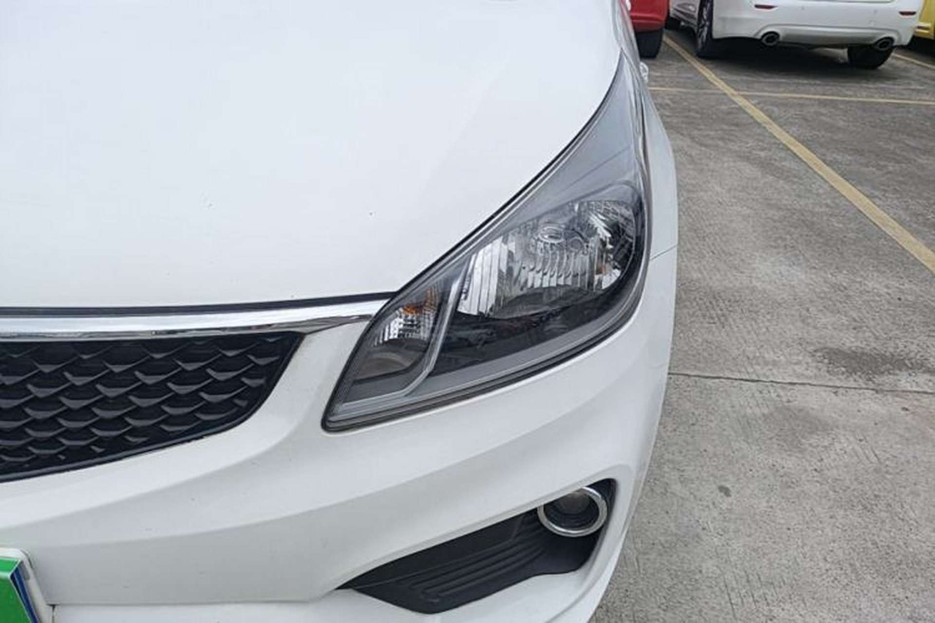 Used Kia K2 2017 Sedan 1.4L Manual Transmission 15th Anniversary Special Edition GLS Left Front Headlight