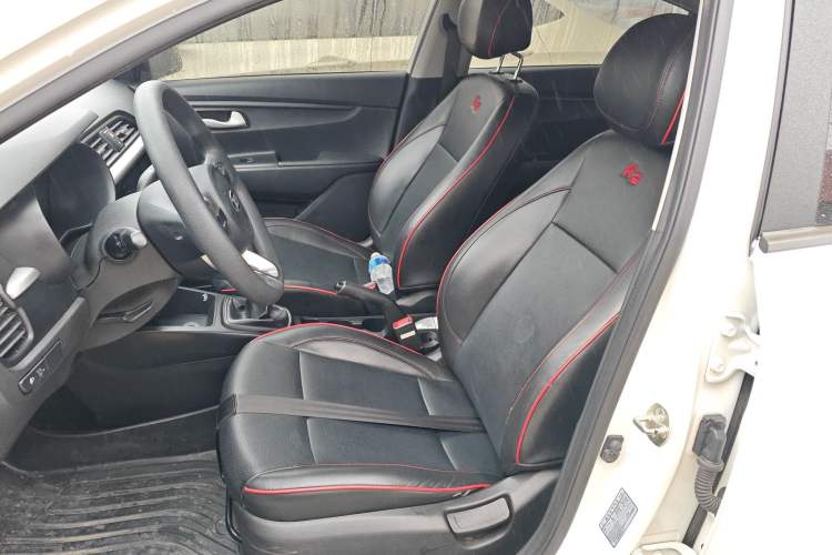 Used Kia K2 2017 Sedan 1.4L Manual Transmission GLS Left Front Seat