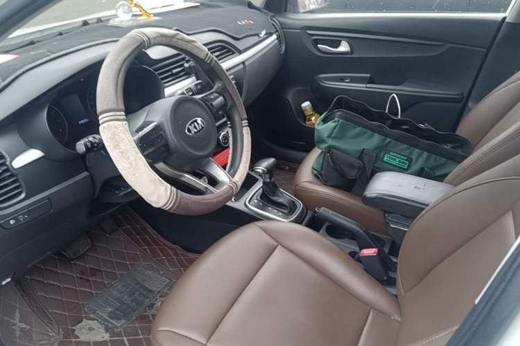 Used Kia K2 2017 Sedan 1.4L Automatic GLS Left Front Seat