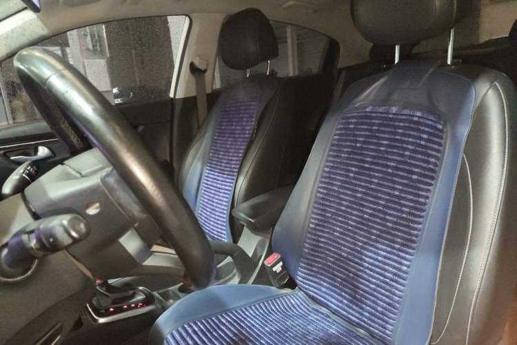 Used Kia K2 2017 Sedan 1.6L AT Premium Left Front Seat