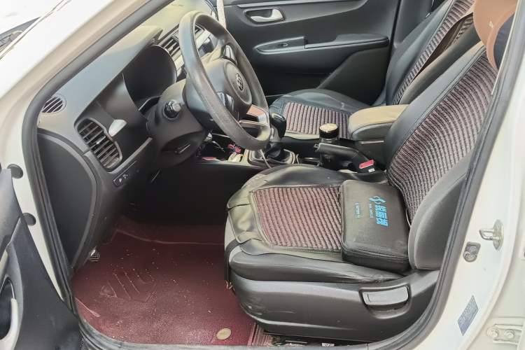 Used Kia K2 2017 Sedan 1.4L Manual Transmission GLS Left Front Seat