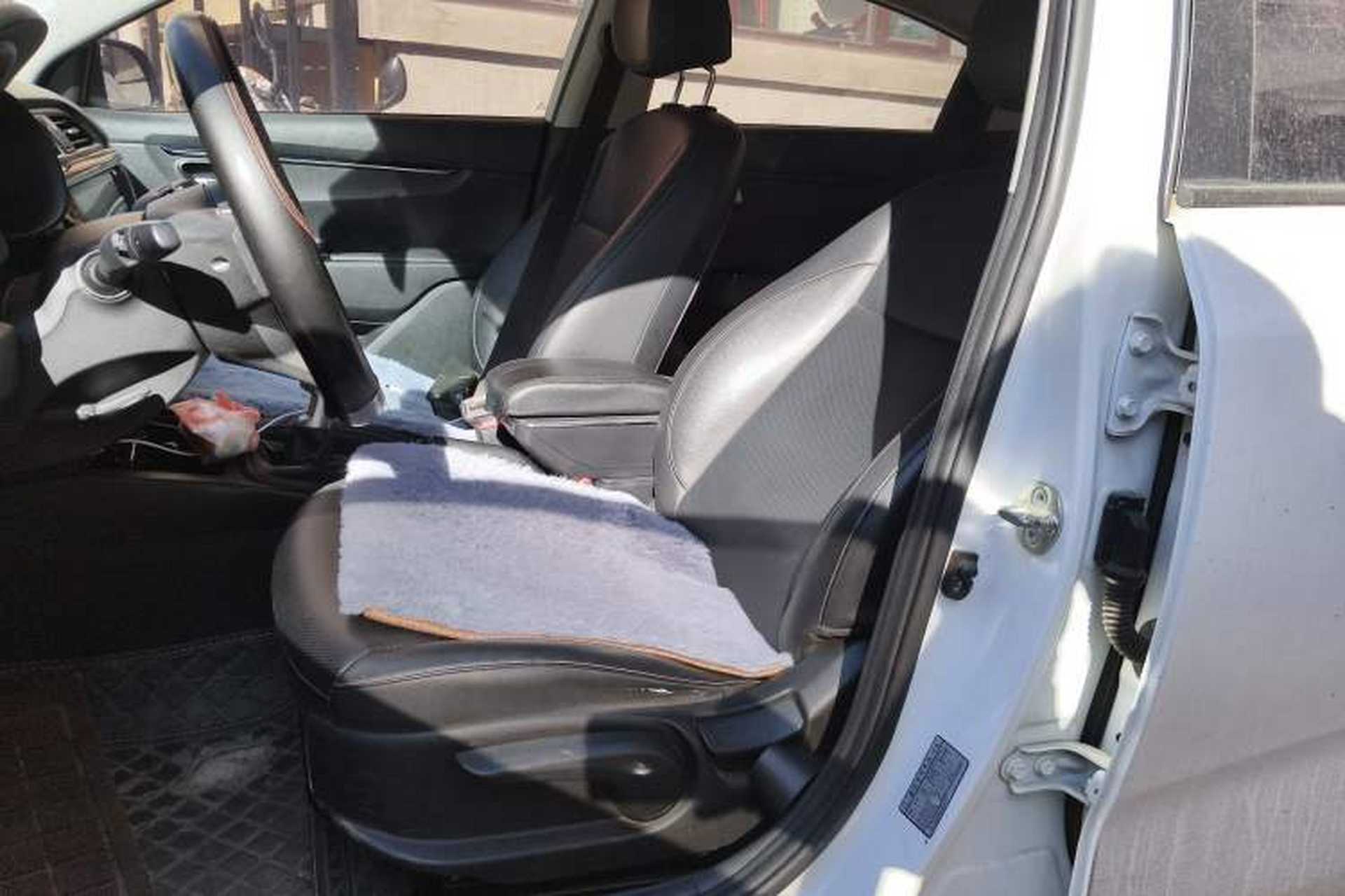 Used Kia K2 2017 Sedan 1.4L Manual Transmission 15th Anniversary Special Edition GLS Left Front Seat