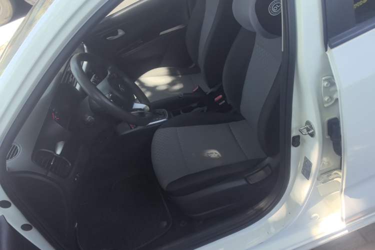 Used Kia K2 2017 Sedan 1.4L Automatic GLS Left Front Seat