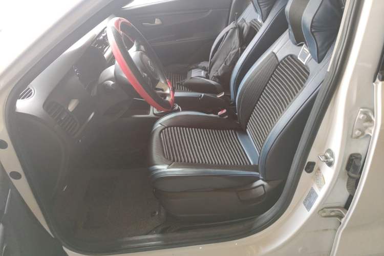 Used Kia K2 2017 Sedan 1.4L Manual Transmission GLS Left Front Seat