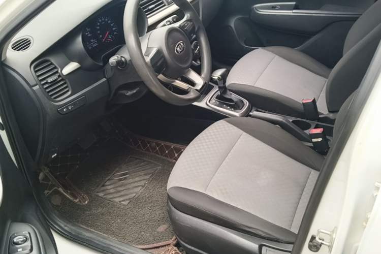 Used Kia K2 2017 Sedan 1.4L Automatic GLS Left Front Seat