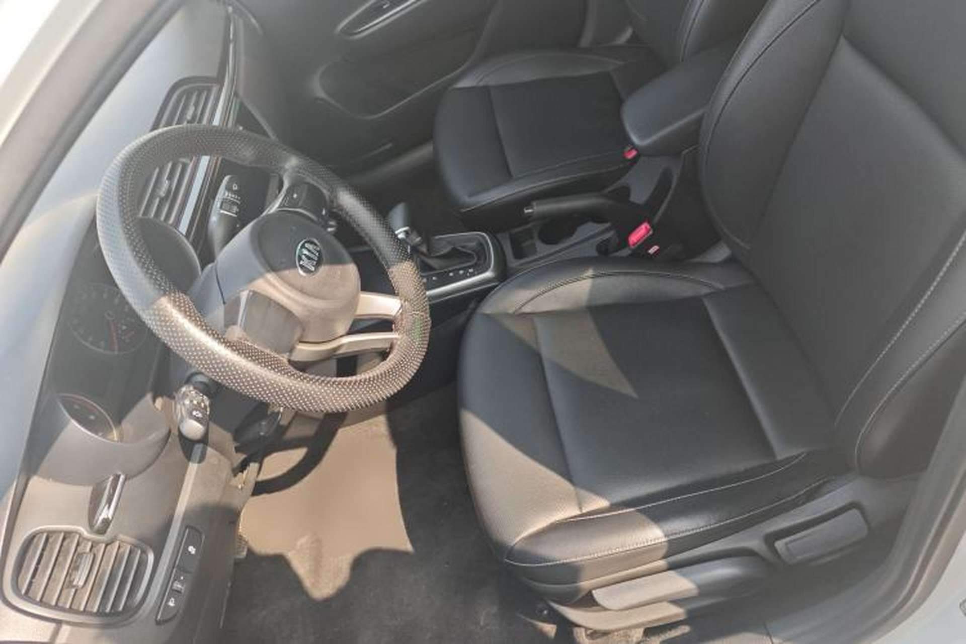 Used Kia K2 2017 Sedan 1.4L Automatic Transmission 15th Anniversary Special Edition GLS Left Front Seat