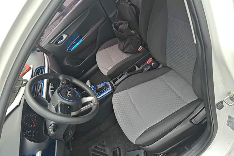 Used Kia K2 2017 Sedan 1.4L Automatic GLS Left Front Seat