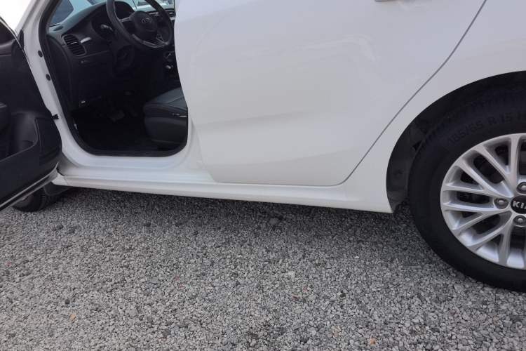 Used Kia K2 2017 Sedan 1.4L Automatic GLS Left Side Sill
