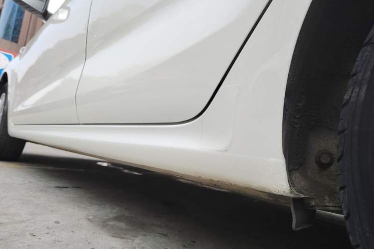 Used Kia K2 2017 Sedan 1.4L Automatic GLS Left Side Sill