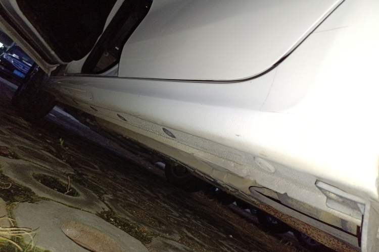 Used Kia K2 2017 Sedan 1.6L AT Premium Left Side Sill