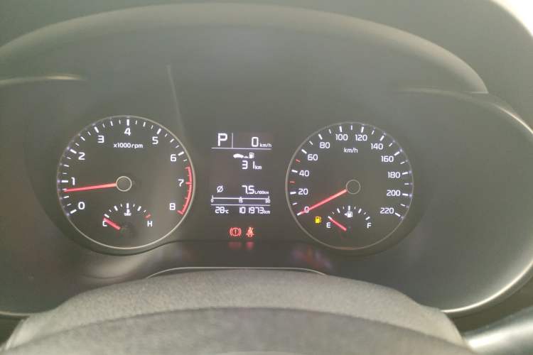 Used Kia K2 2017 Sedan 1.4L Automatic GLS Odometer Close Up