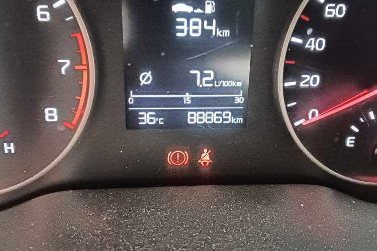 Used Kia K2 2017 Sedan 1.4L Manual Transmission GLS Odometer Close Up