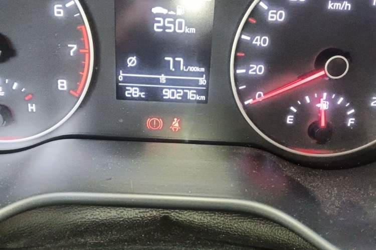Used Kia K2 2017 Sedan 1.4L Automatic GLS Odometer Close Up