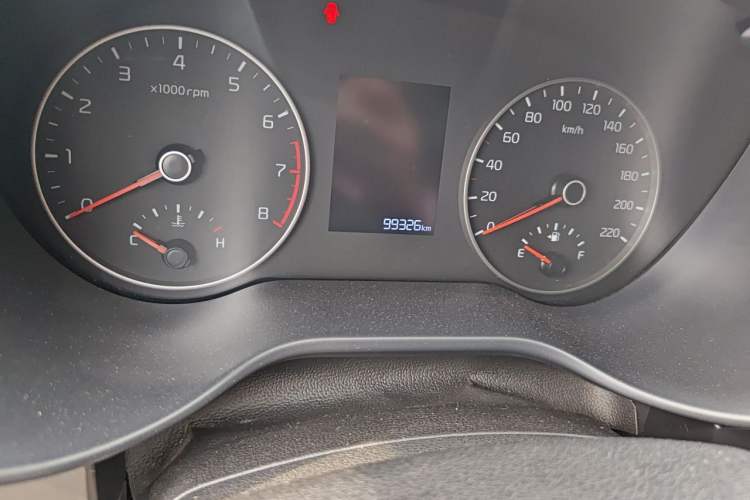 Used Kia K2 2017 Sedan 1.4L Automatic GLS Odometer Close Up