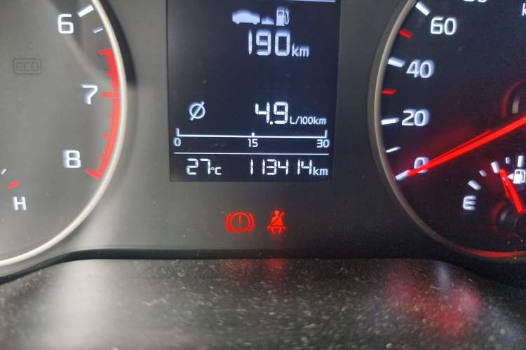 Used Kia K2 2017 Sedan 1.4L Manual Transmission 15th Anniversary Special Edition GLS Odometer Close Up