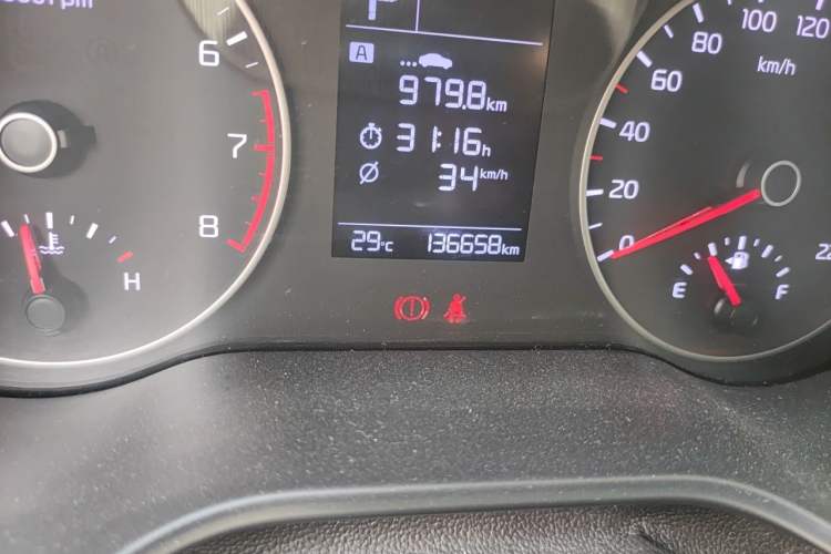 Used Kia K2 2017 Sedan 1.4L Automatic GLS Odometer Close Up