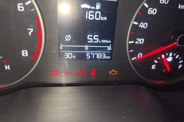 Used Kia K2 2017 Sedan 1.4L Manual Transmission GLS Odometer Close Up